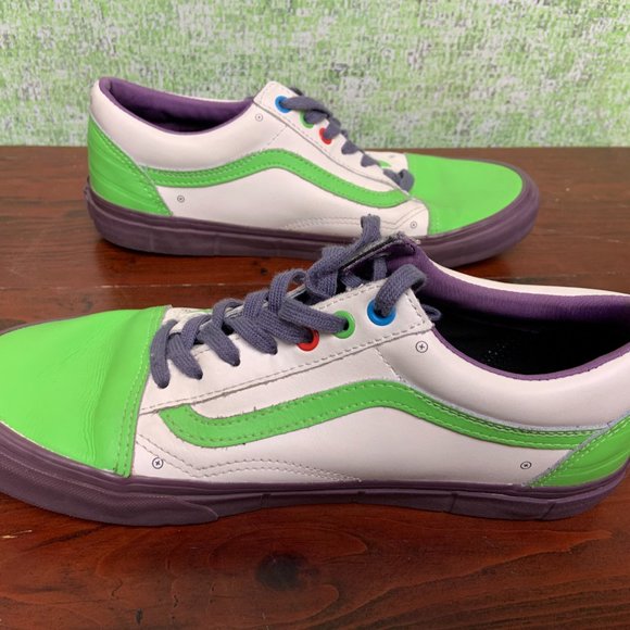 Vans Old Skool x Disney Pixar Toy Story Buzz Lightyear Low Top Men 9 Women 10.5 - Picture 5 of 9